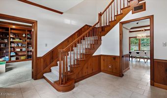 112 Swallow Dr, Brandon, MS 39047