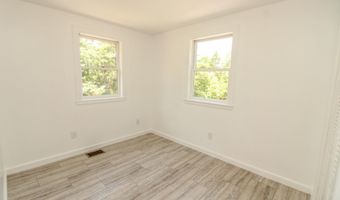 10 Perry Ln, Amherst, ME 04605