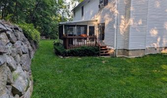 4 Panorama Dr, Alloway, NJ 07461