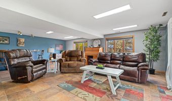 74500 240th St, Albert Lea, MN 56007