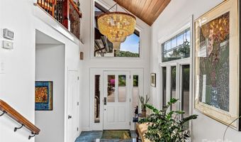 10 Beaverbrook Ct, Asheville, NC 28804