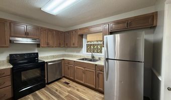 220 High St, Adel, GA 31620