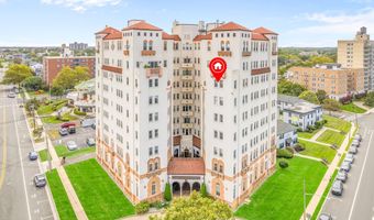 400 Deal Lake Dr 7J, Asbury Park, NJ 07712