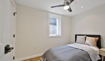 2806 FRANKLIN St NE, Washington, DC 20018
