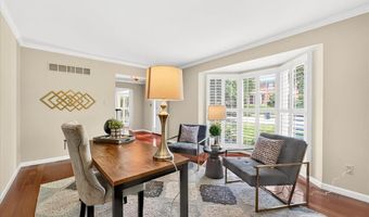 1218 Chavaniac Dr, Ballwin, MO 63011
