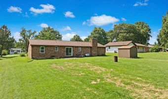 6409 Alpha Dr, Alton, IL 62002
