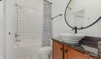 3271 Noda Blvd, Charlotte, NC 28205
