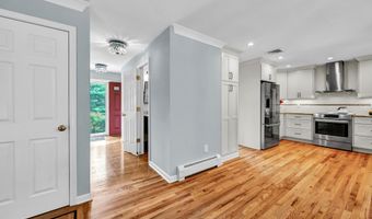 2 A Aspen Way, Danbury, CT 06811
