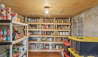 138 Robert Phillips Rd, Bakersville, NC 28705