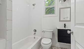701 Avenue, Bayonne, NJ 07002
