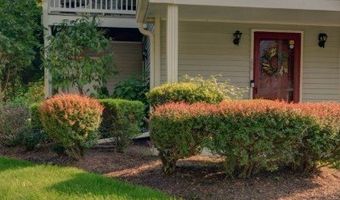 66 Homestead Ln 66, Bayonne, NJ 07035