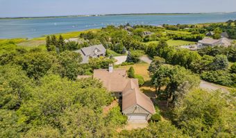 93 Harris Meadow Ln, Barnstable, MA 02630