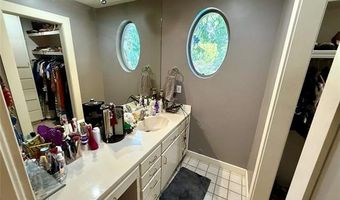 2501 Cherokee Hills Pl, Bartlesville, OK 74006