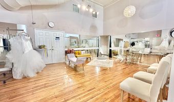 341 N CHARLES St, Baltimore, MD 21201