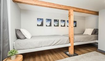 202 N Park St, Alexandria, MN 56308