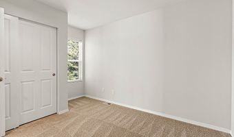 935 67th St SE, Auburn, WA 98092