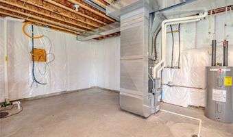 1632 11th St SE, Altoona, IA 50009