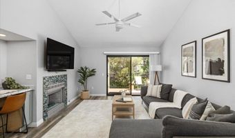 7319 Calle De Fuentes, Carlsbad, CA 92009