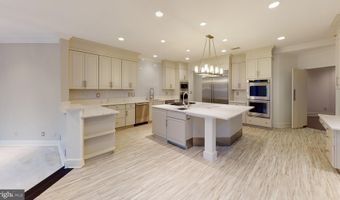 9629 EAGLE RIDGE Dr, Bethesda, MD 20817
