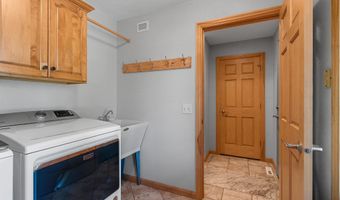3561 GRAND MEADOWS Xing, Neenah, WI 54956