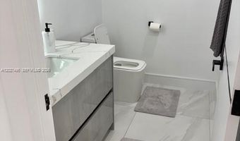 19707 Turnberry Way 23J, Aventura, FL 33180