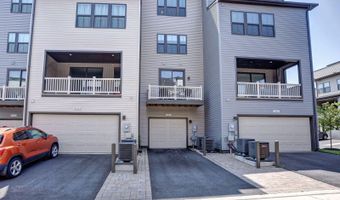 43432 APPLE ORCHARD Sq, Ashburn, VA 20148