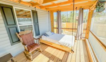 2687 Linda Ln, Alford, FL 32420