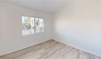 2110 Los Feliz St 2015, Las Vegas, NV 89156