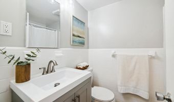 3314 S 28TH St 304, Alexandria, VA 22302