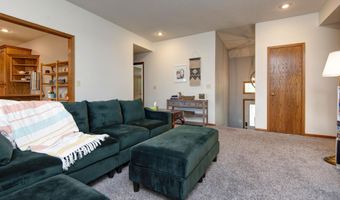 1016 Daniels St, Aurora, MO 65605