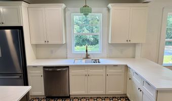 2428 Darden, Macon, GA 31204