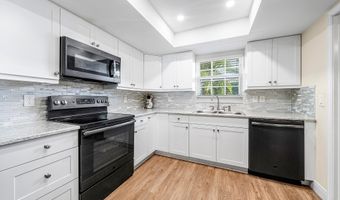 145 Atlantis Blvd 203, Atlantis, FL 33462