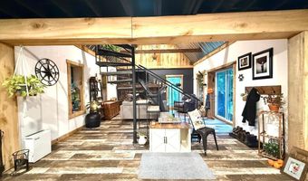 918 N Harv Wright Rd, Bloomfield, IN 47424