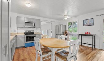 15-1976 16th Ave, Keaau, HI 96749