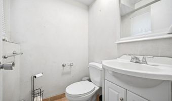 529 Tranquility Dr, Alloway, NJ 07422