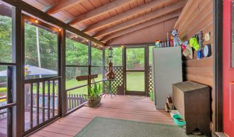 684 Mardis Point Rd, Baileyton, AL 35019