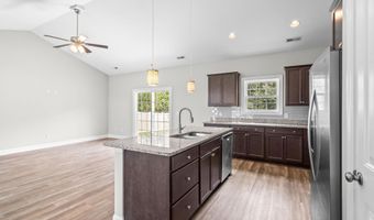 642 Sunny Pond Ln, Aynor, SC 29511