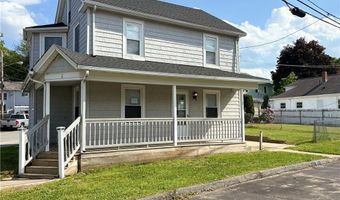 2 Fairmount Ave, Johnston, RI 02919