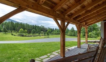 29 Dashney Rd, Burke, VT 05832