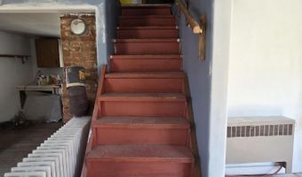 3 Waterville Rd, Belfast, ME 04915