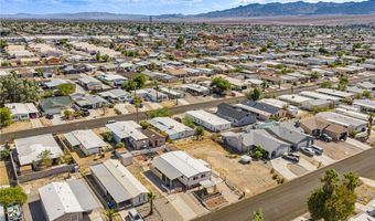 976 Holly St, Bullhead City, AZ 86442