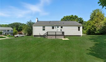 82 Barton Ave, Warwick, RI 02889