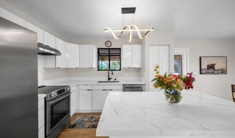 1702 Haiku Rd Unit B, Haiku, HI 96708