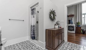 217 W 1st St, Abilene, KS 67410