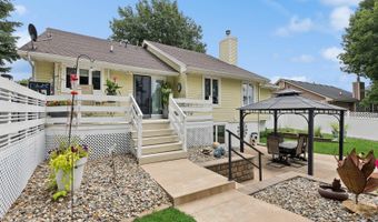 800 Scenic View Blvd, Altoona, IA 50009