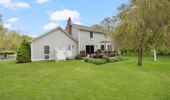 34 Finch Ln, North Kingstown, RI 02874
