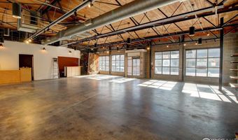 2005 Pearl St, Boulder, CO 80302