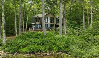 348 Big Barndoor Is, Alton, NH 03810