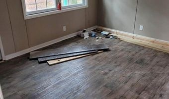 202 Fisher St, Batesville, MS 38606