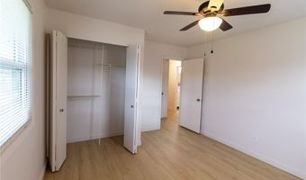 126 Greenbriar Dr, Aurora, OH 44202